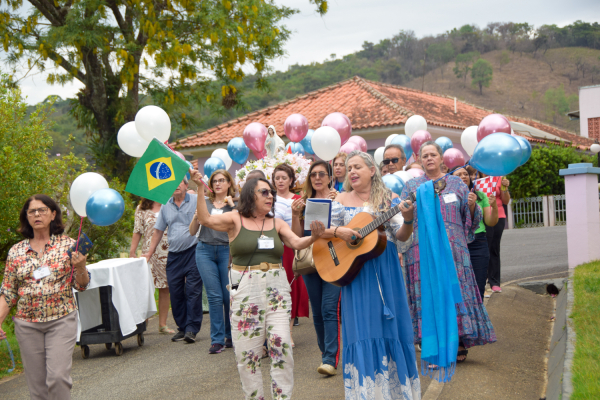 Album 18OUT PROCISSÃ£O RAINHA DA PAZ