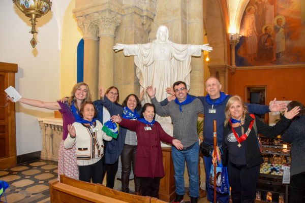 Album 31OUT SANTA MISSA NO CAPELA DA APARIÃ§Ã£O DO SAGRADO CORACAO DE JESUS 