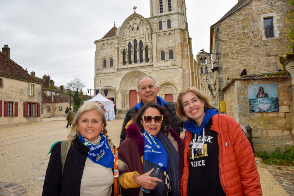 Album 1NOV VEZELAY - RELIQUIA DE SANTA MARIA MADALENA
