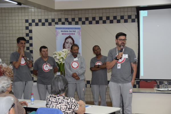 Album 21OUT TESTEMUNHOS - TARDE