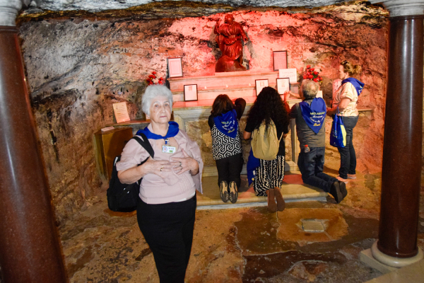 Album 3JUN MONTE CARMELO, IGREJA STELLA MARIS, GRUTA DE ELIAS